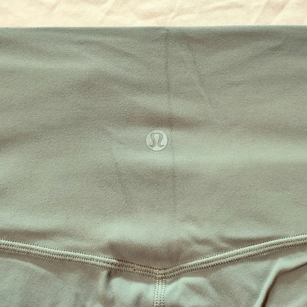lululemon leggings in green